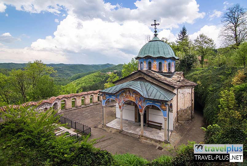 Пешеходен преход - Соколски манастир